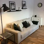 Everysky - Konopnickiej 11 *