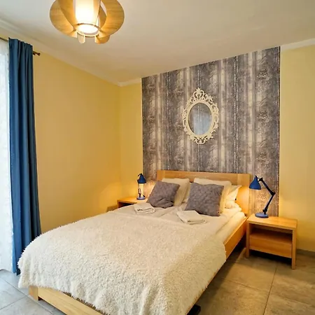 Everysky - Konopnickiej 11 *