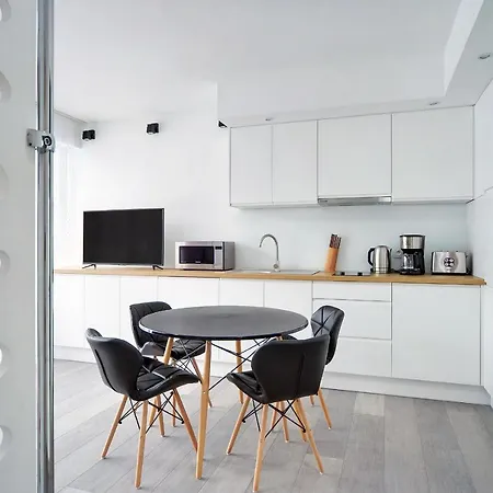 דירה Everysky - Konopnickiej 11 קרפאז'