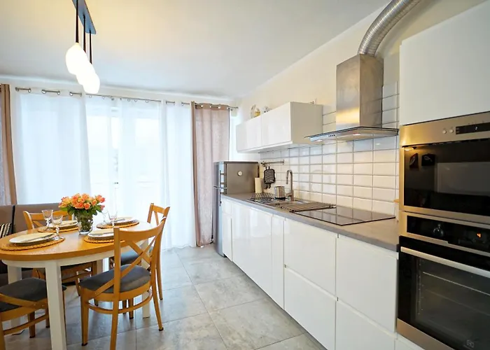 Everysky - Konopnickiej 11 *